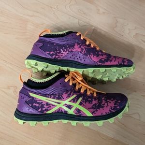 Asics Trail Running Shoe good for size 5/5.5